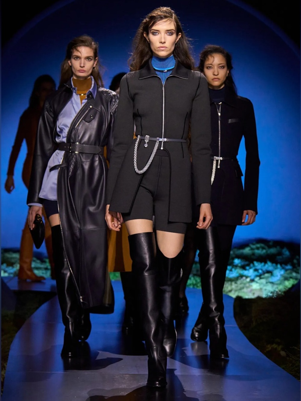 NIB $2,958 F/W 2026 MARSÈLL Black Leather Thigh High Over-The-Knee Boots